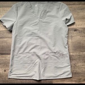 Figs scrub top cement color